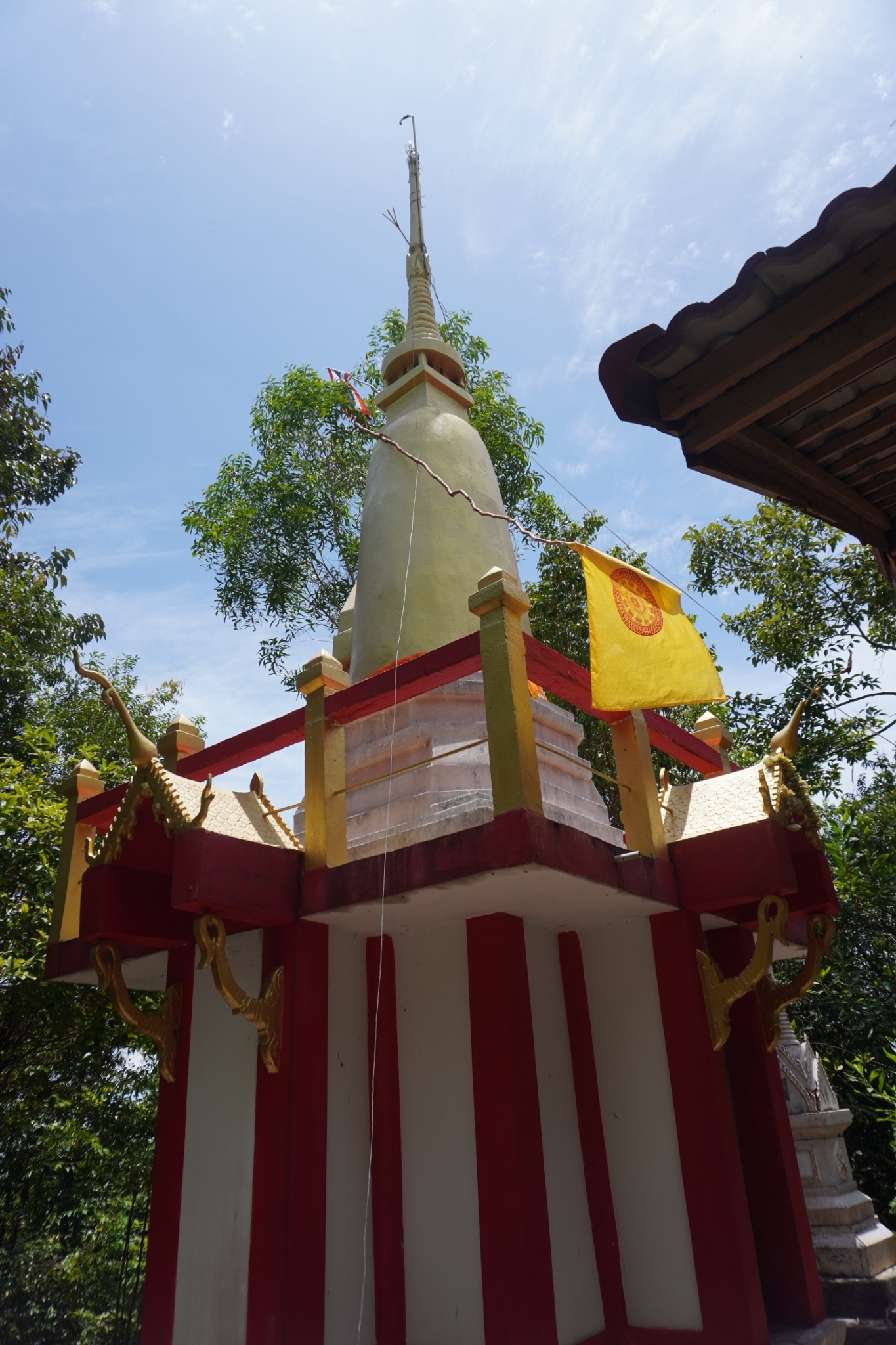 เจดีย์เขานางฟ้า